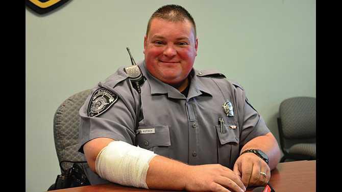 Hero-deputy-Tim-Kutsch-DSC 7409